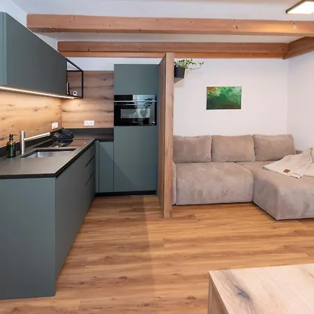 Natural Deluxe Apartment *